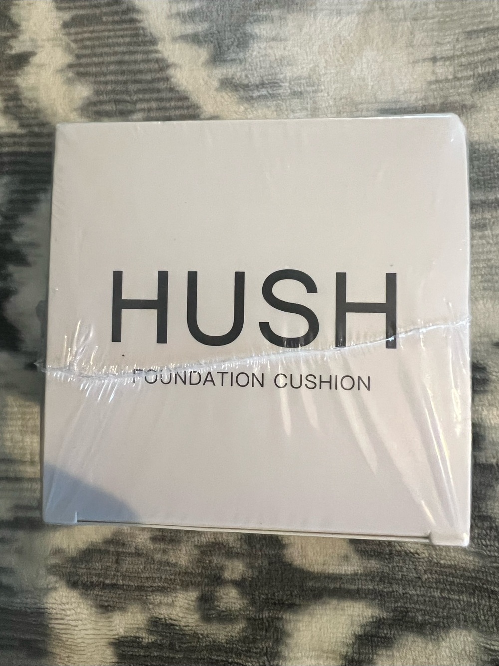 HUSH Foundation Cushion - White Compact Cushion Foundation